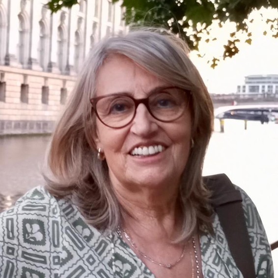 Maria da Glria Correia Fernandes Losada Ferreira